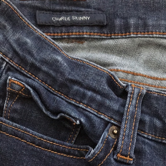 Lucky Brand Jeans - Picture 2 of 4